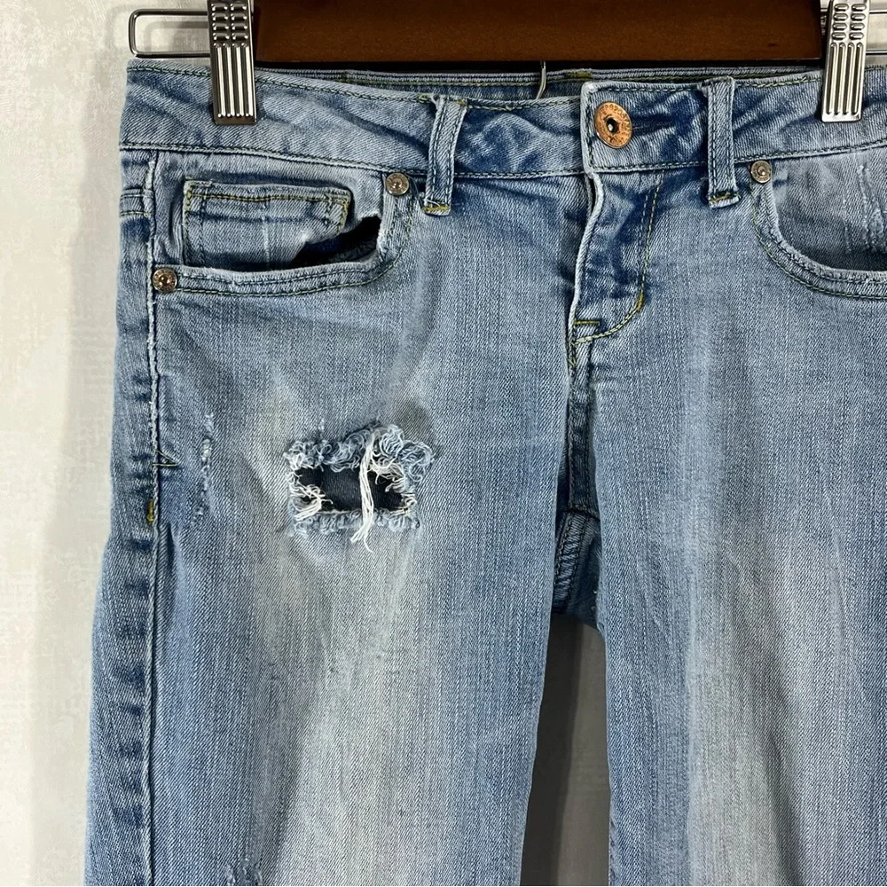 Aeropostale Light Blue Distressed Skinny Jeans Belt Loops Holes - Picture 2 of 7